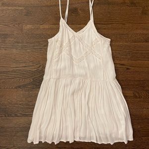 Womens White Top - Medium
